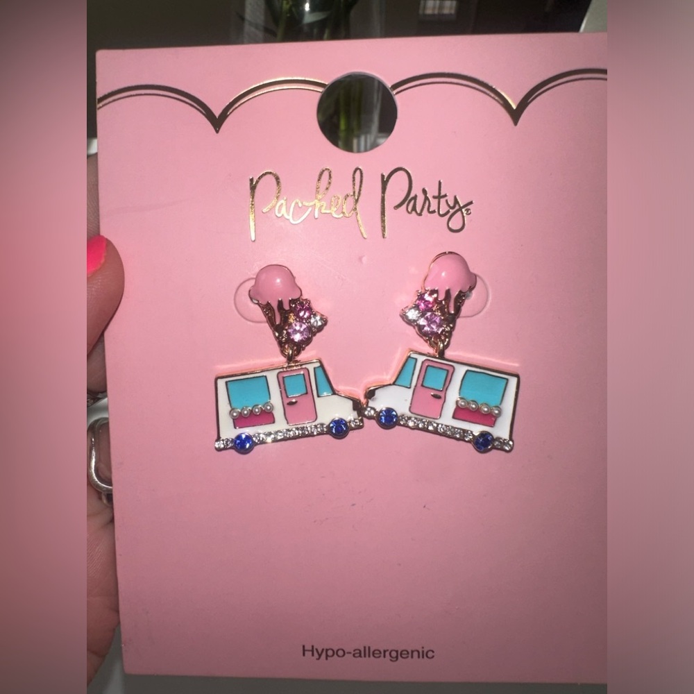 🍦PACKED PARTY ICE-CREAM TRUCK EARRINGS🍦